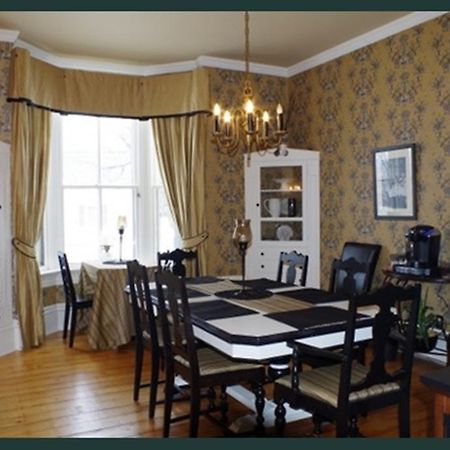 Quartermain House Bed & Breakfast Fredericton Eksteriør bilde