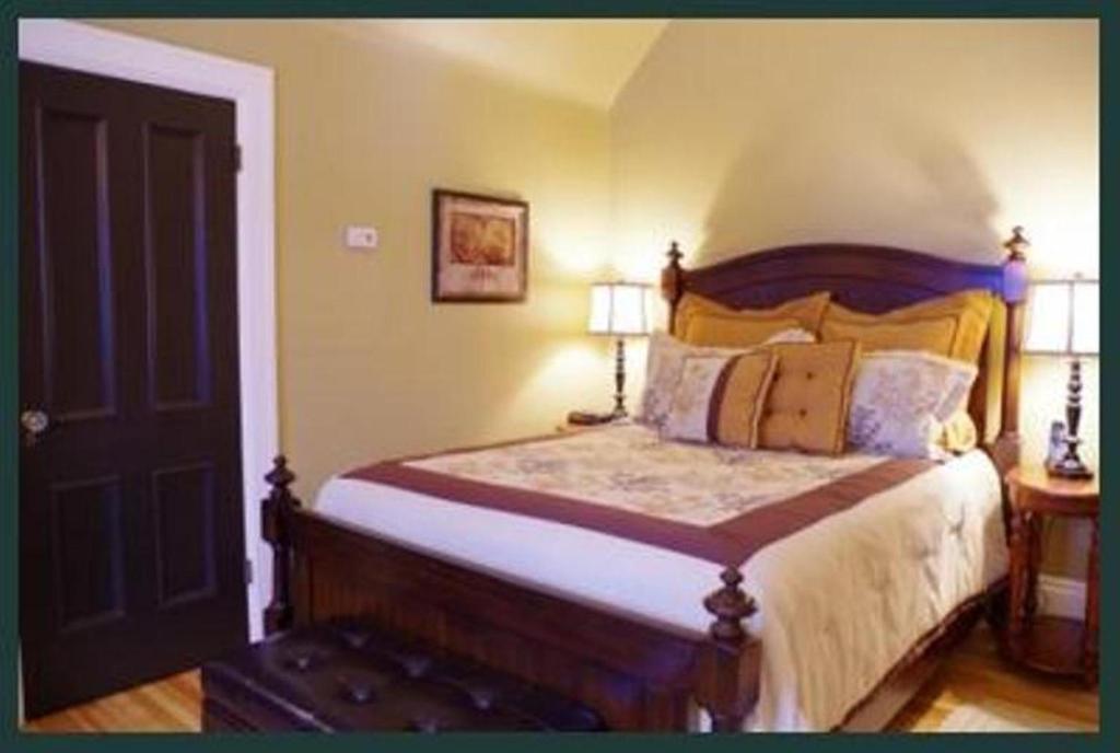 Quartermain House Bed & Breakfast Fredericton Rom bilde